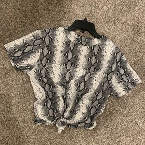 snake skin tee